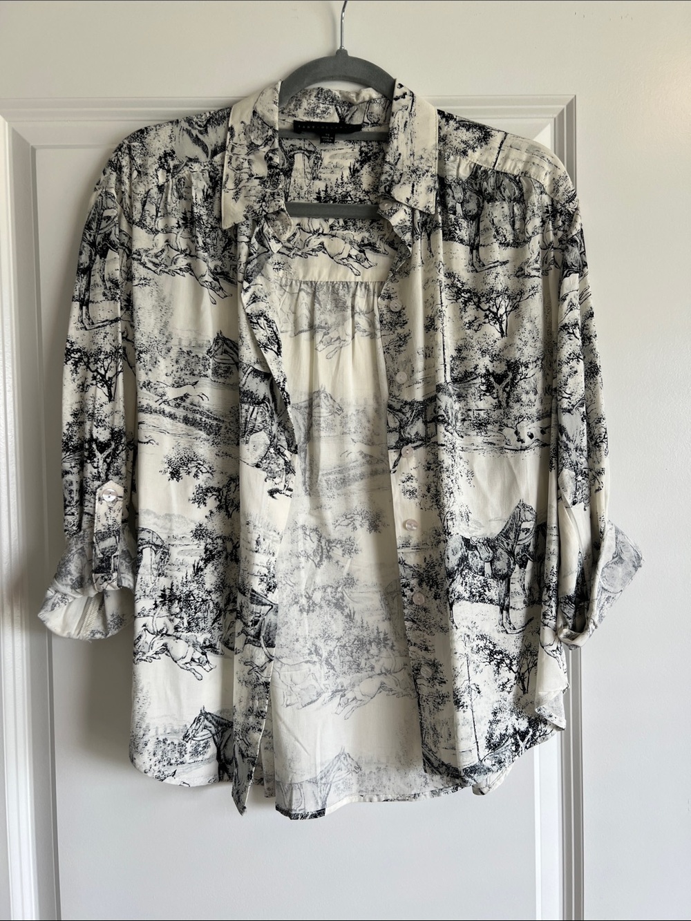 Black & White Toile Horse Print Button-Up Shirt